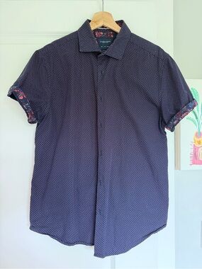 Denim and Flower Short-Sleeve Navy and maroon pattern button up